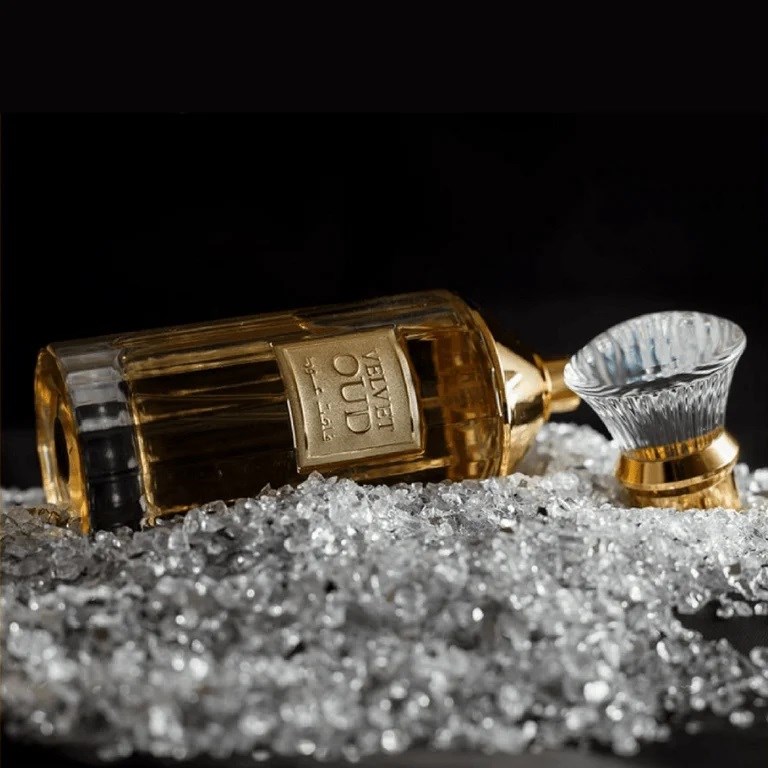 Lattafa Velvet Oud Eau de Parfum 100 ml (obrázok 3)