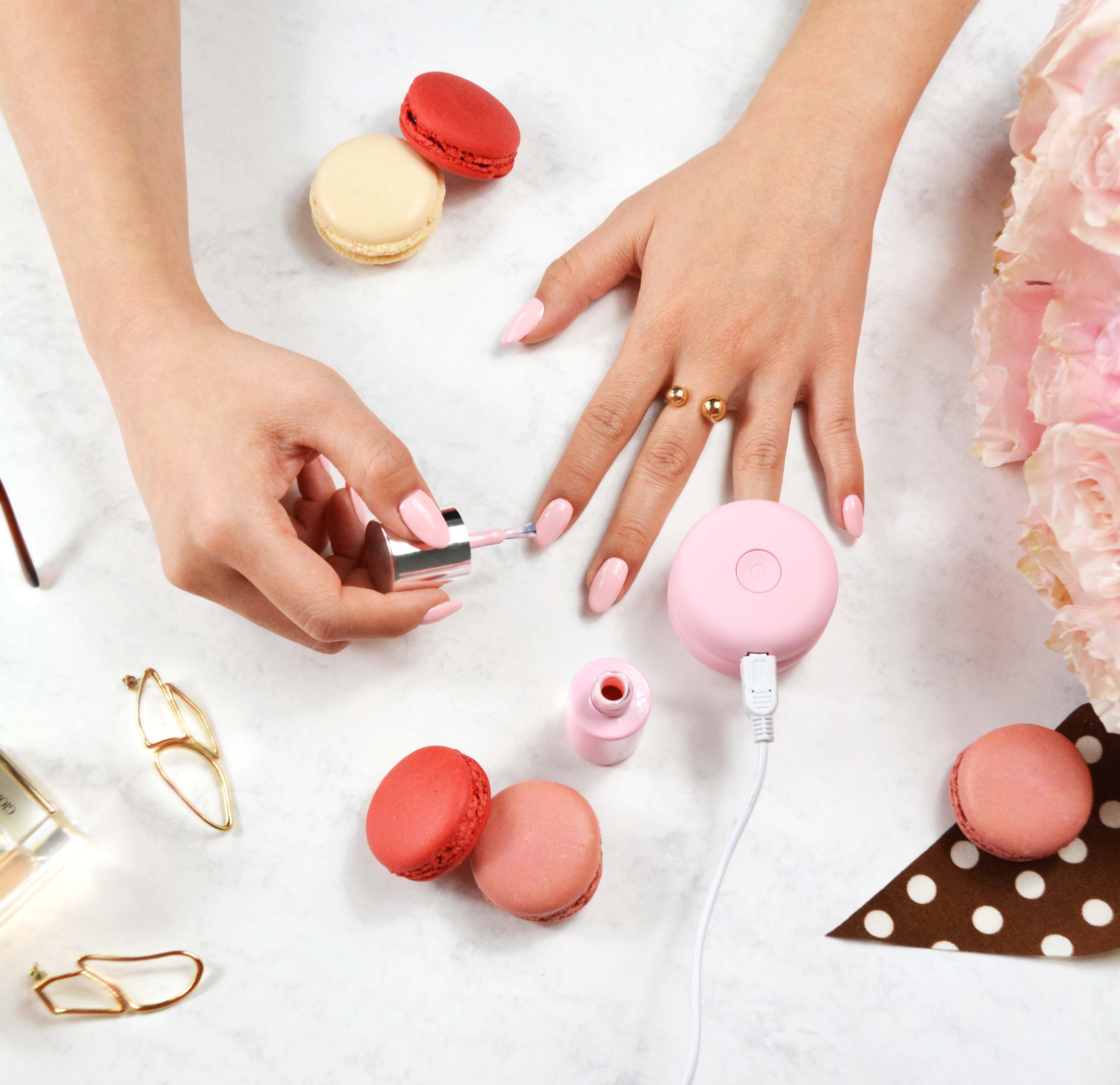 Le Mini Macaron Gel Manicure Kit Fairy Floss