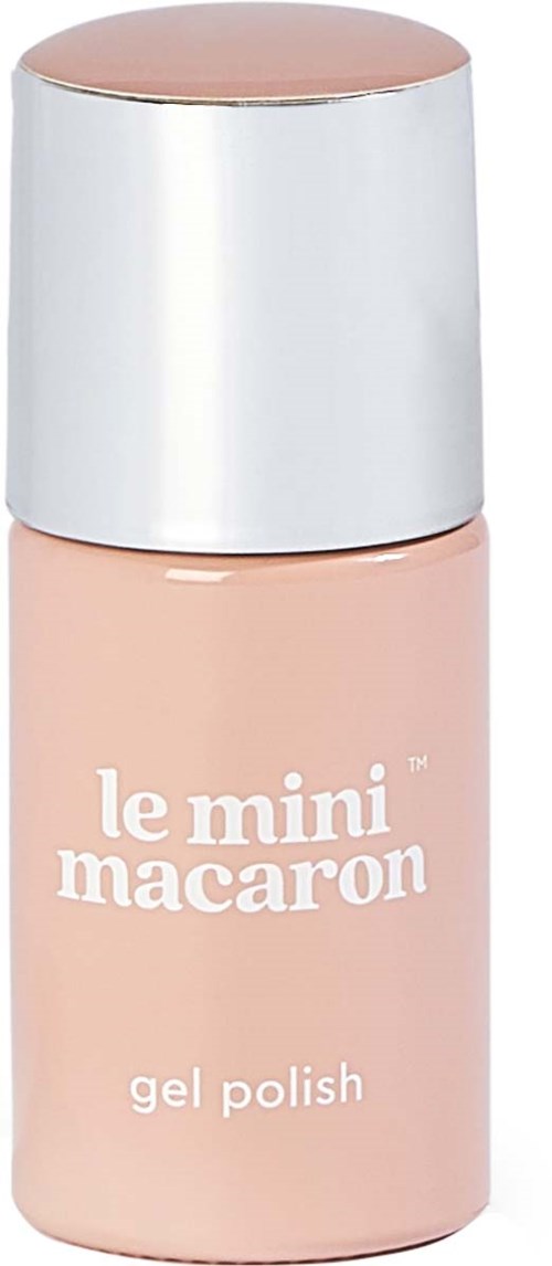 En liten flaske med rosa gelnagellakk med sølvkappe og hvit tekst som sier 'le mini macaron' og 'gel polish'.