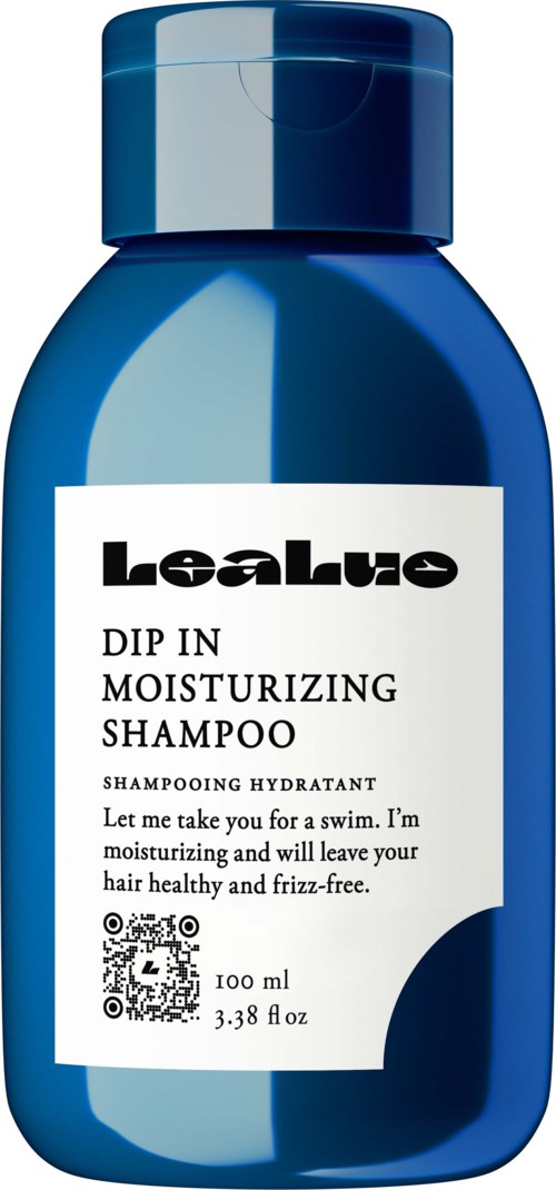 Blå flaske med Lealoe fuktighetsgivende sjampo med hvit etikett og svart tekst.