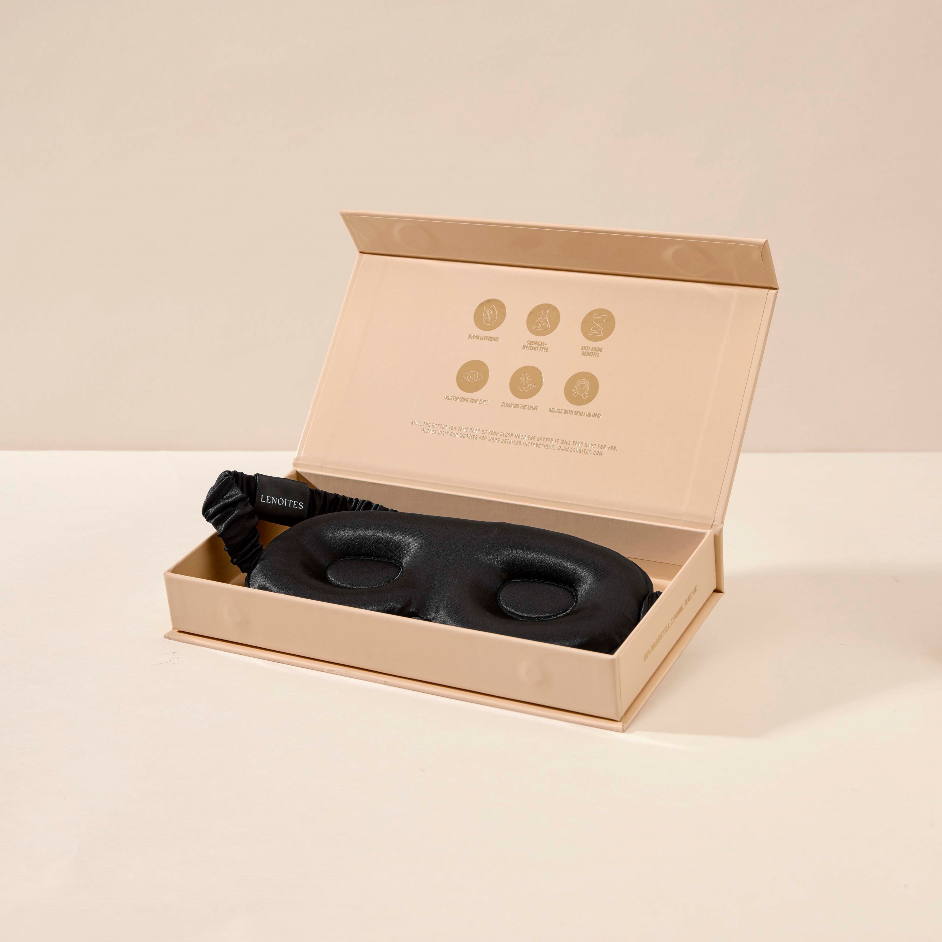 Lenoites Mulberry Silk Contour Sleep Mask Black (obrázok 3)
