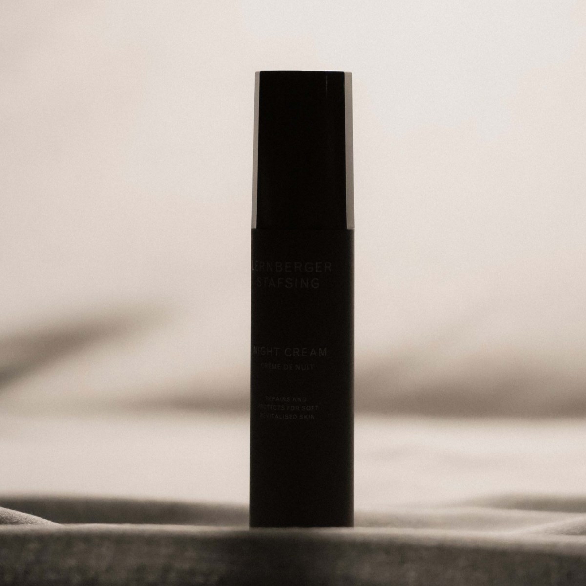 Ночной крем для лица Lernberger Stafsing Night Cream увлажняющий, с ретинолом, 50 мл — фото 6