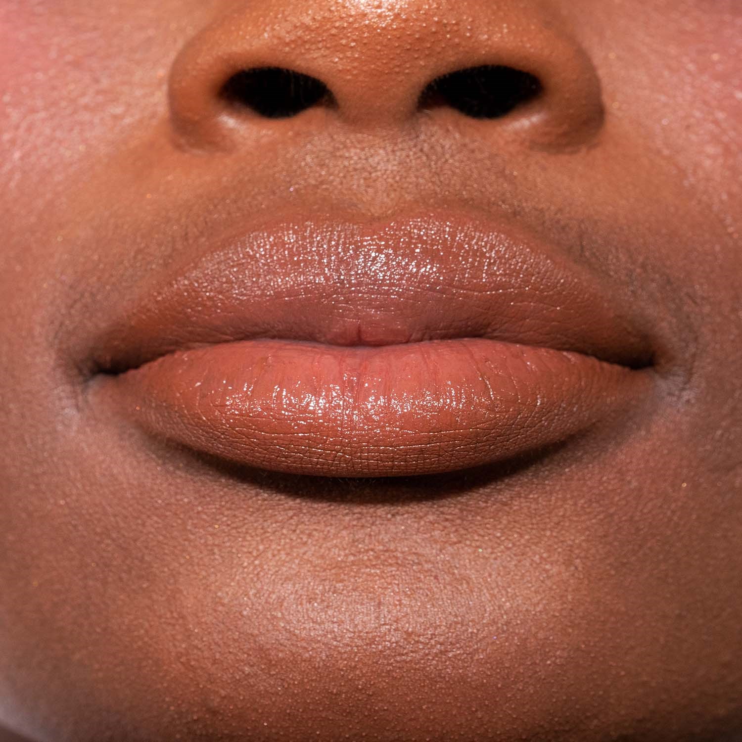 LH cosmetics LH cosmetics Crayon Edge - kredka do ust Crayon (obrázok 3)