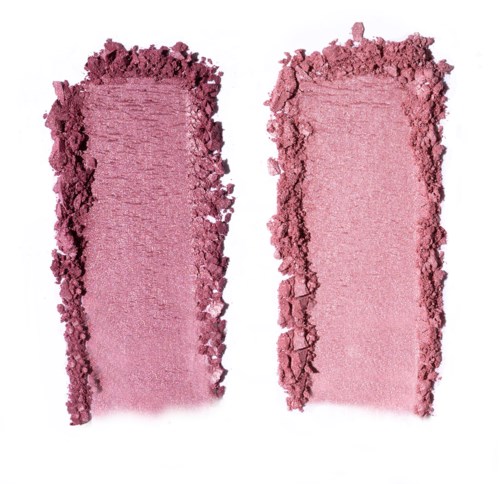 Två rosa ögonskuggor, en mer krossad och texturerad, den andra slätare och jämn.