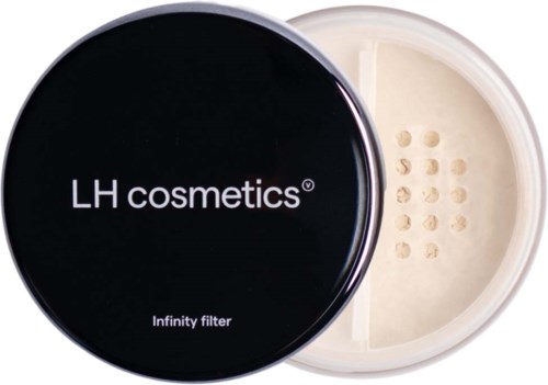 Okrągłe czarne pokrycie z białym tekstem pokrywa pojemnik z kremem lub proszkiem, oznaczony LH cosmetics i Infinity filter.