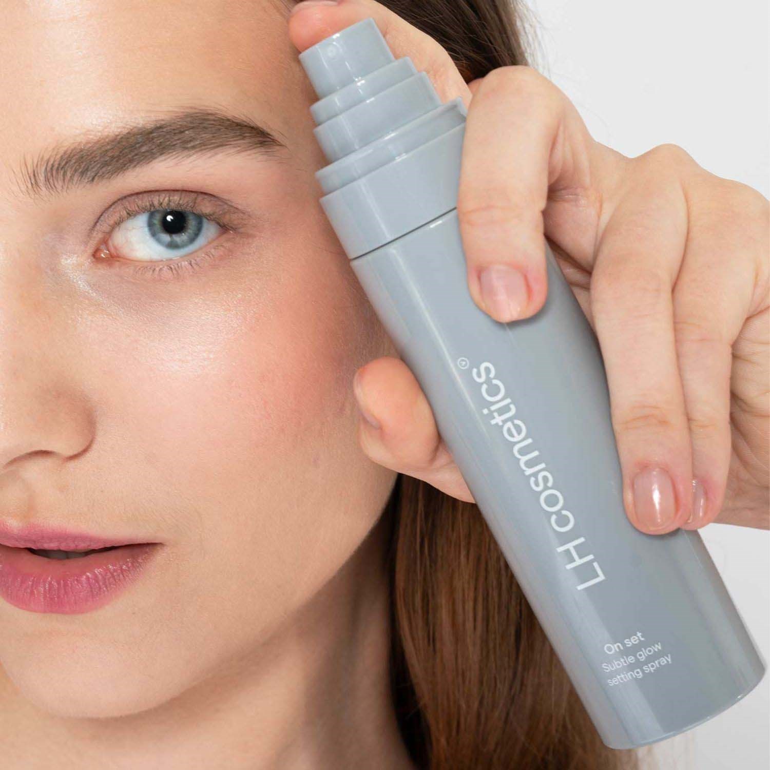 LH cosmetics LH cosmetics On Set Subtle Glow Setting Spray 100 ml On S (obrázok 3)