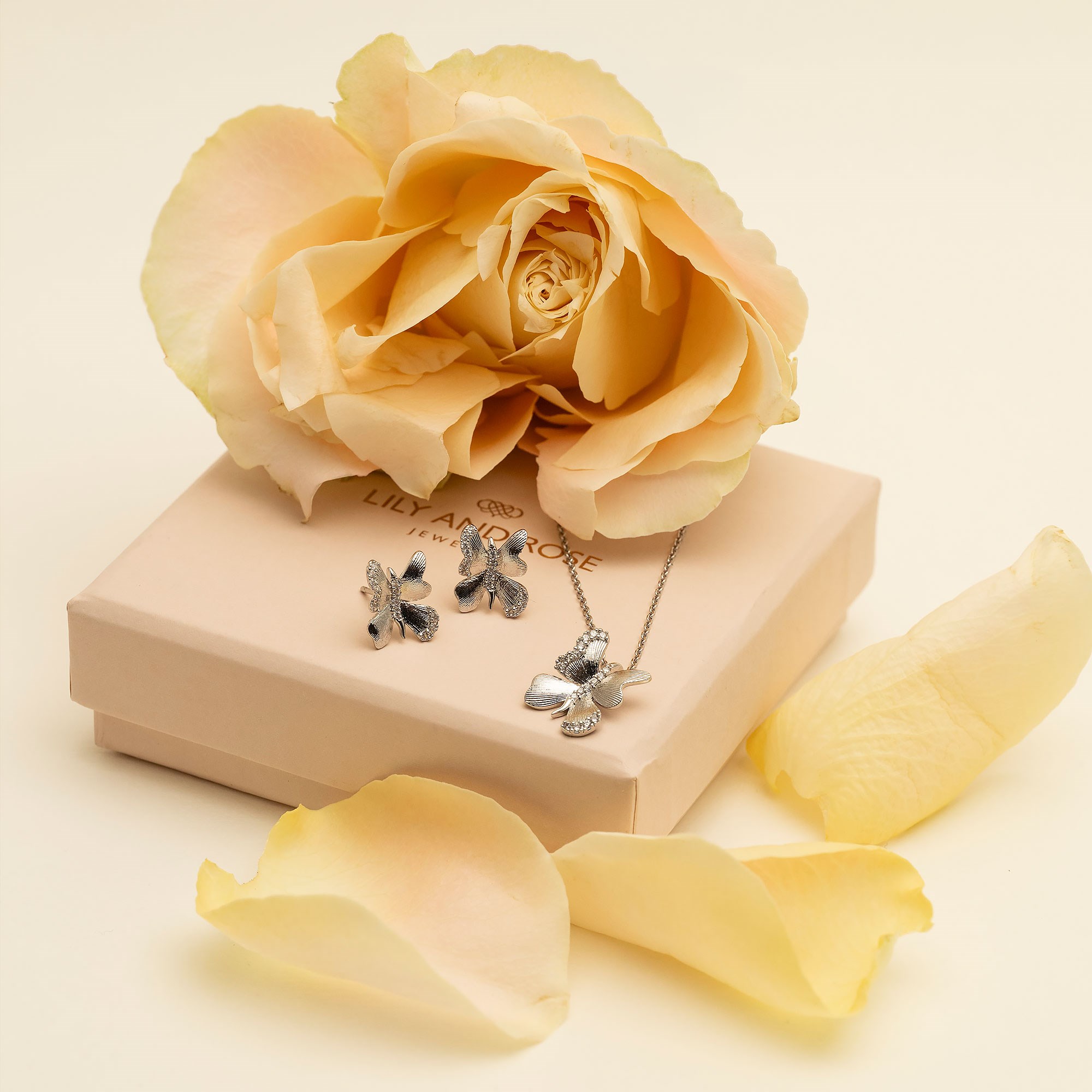 Lily and Rose Brigitte Necklace Crystal (obrázok 4)