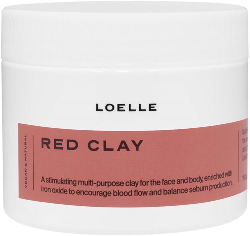 Ein weißer Behälter mit der Bezeichnung Loelle Red Clay, für Gesicht und Körper, angereichert mit Eisenoxid für Blutfluss und Hautbalance.