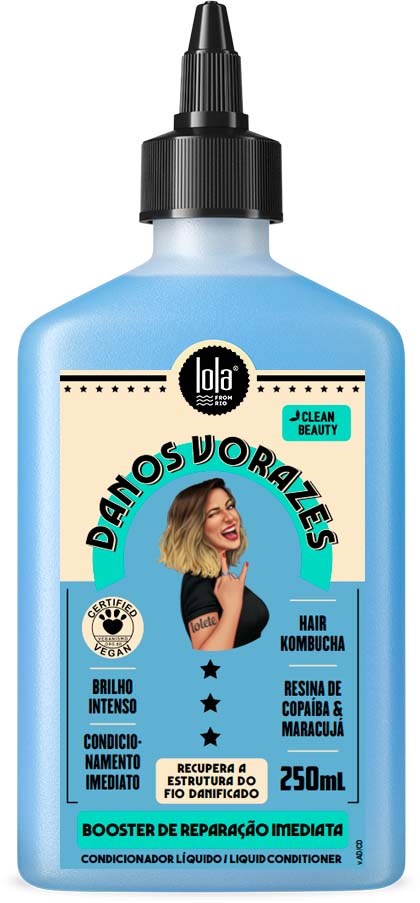 Eine blaue Flüssigconditionerflasche mit schwarzer Spitze, beschriftet mit einer lachenden Frau, Worten und Symbolen für Haarpflegevorteile.