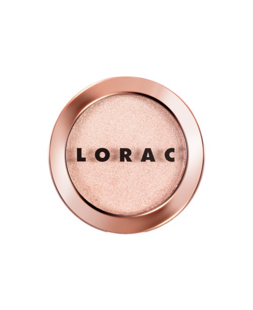 Et rundt kosmetikkprodukt med rosa gullinnpakning, inneholder skinnende rosa øyeskygge eller highlighter. Merket er LORAC.