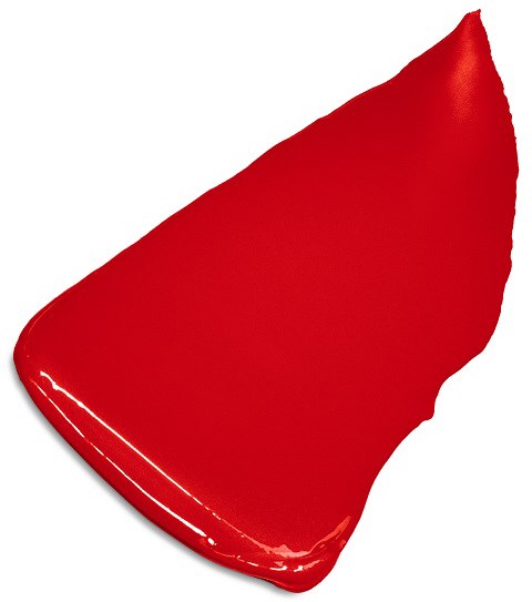 Ein leuchtend roter Lippenstiftfleck mit glänzender, glatter Oberfläche und rundem Rand.