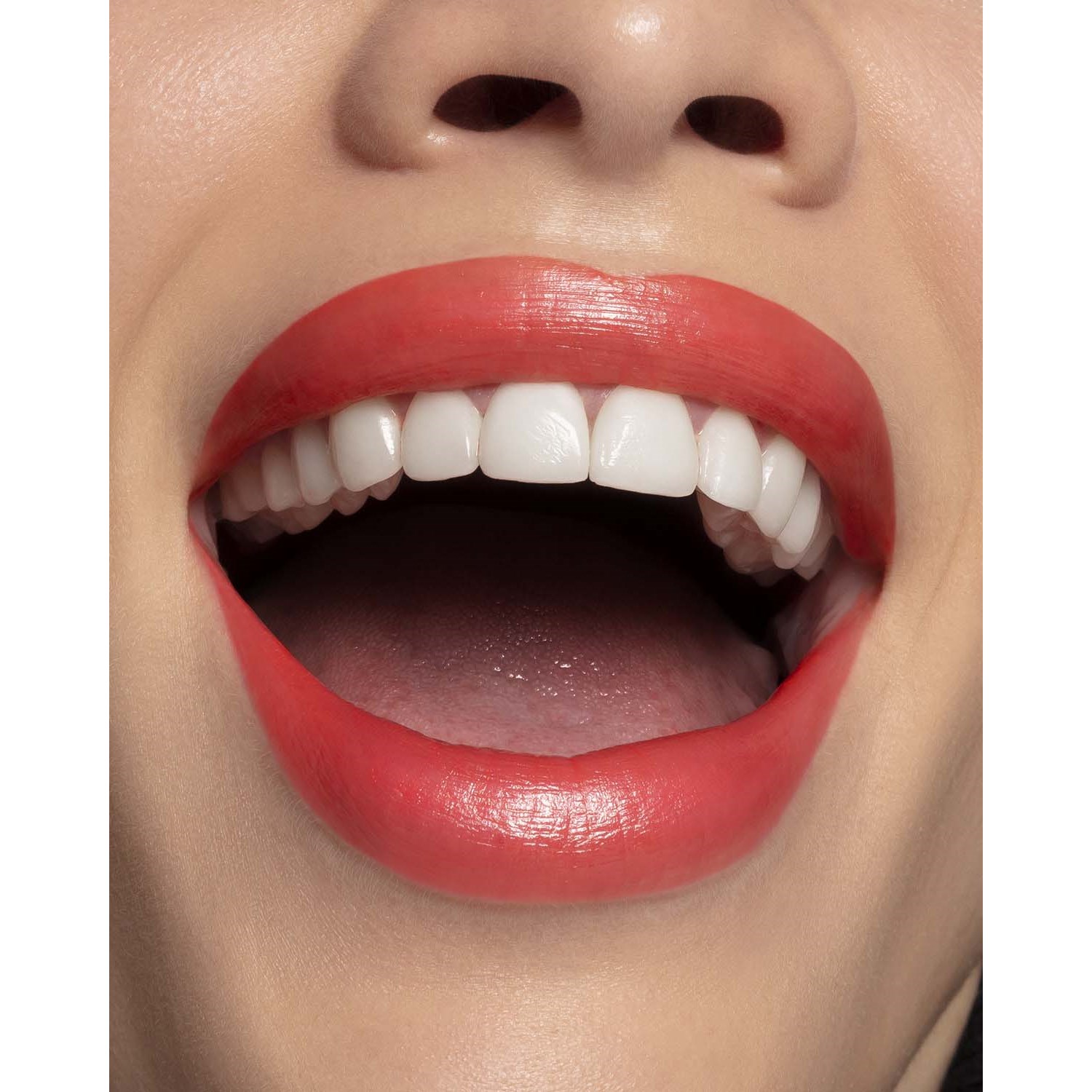 L'Oréal Paris Glow Paradise Balm-in-Lipstick 352 Watermelon Dream (obrázok 5)