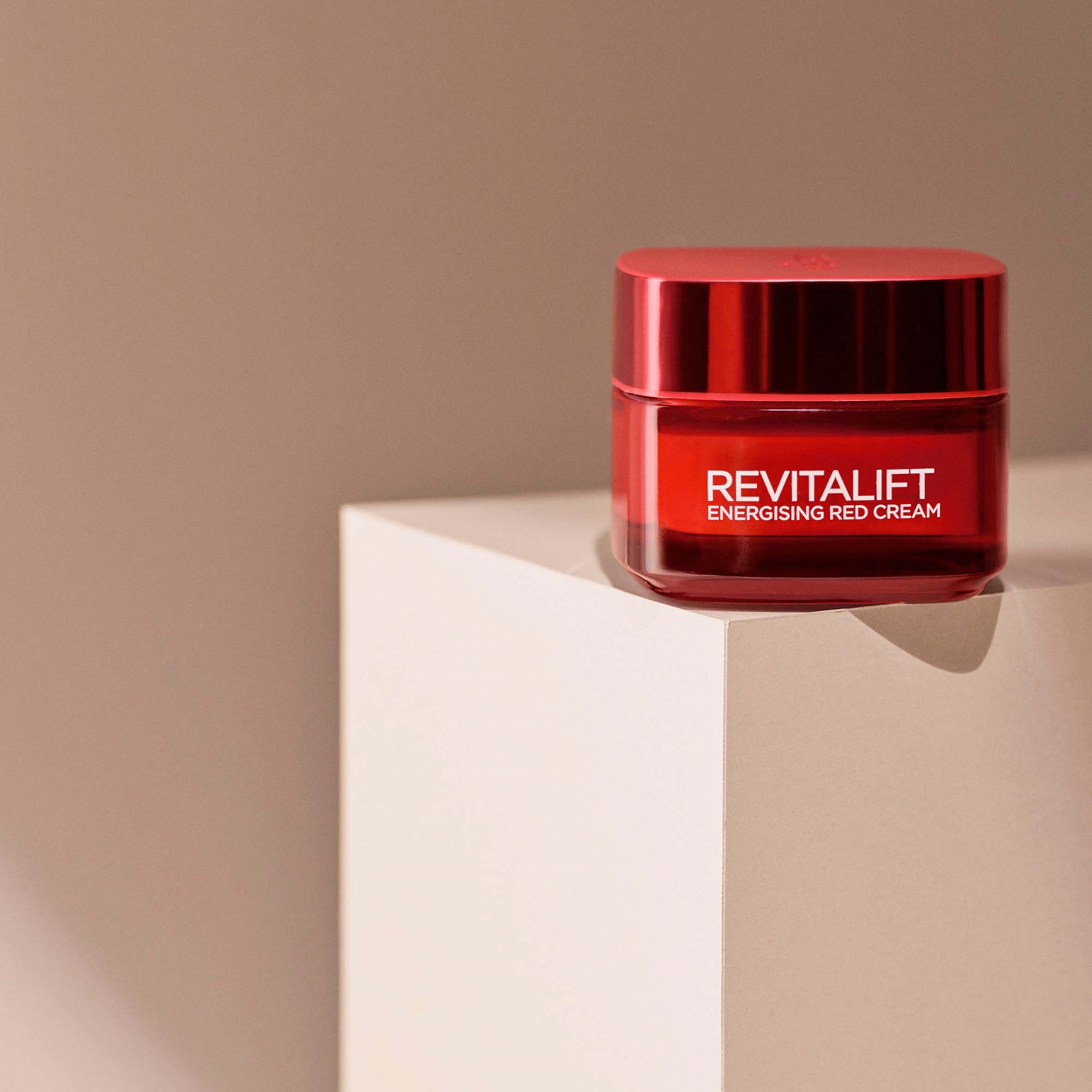 L'Oréal Paris Revitalift Revitalift Red Cream Day 50 ml (obrázok 5)