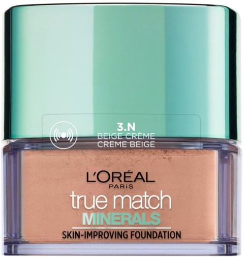 En foundationflaska från L'Oréal, beige färg, med en grön och blå box, märkt 'true match minerals' och 'skin-improving'.