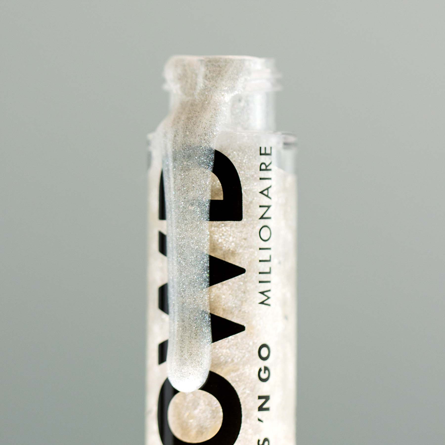 LOWD Cosmetics Gloss N' Go Lipgloss Millionaire (obrázok 5)