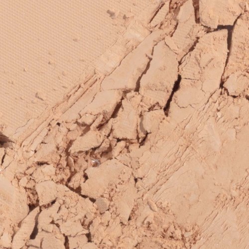Lumene Blur Longwear Powder Foundation SPF 15 4