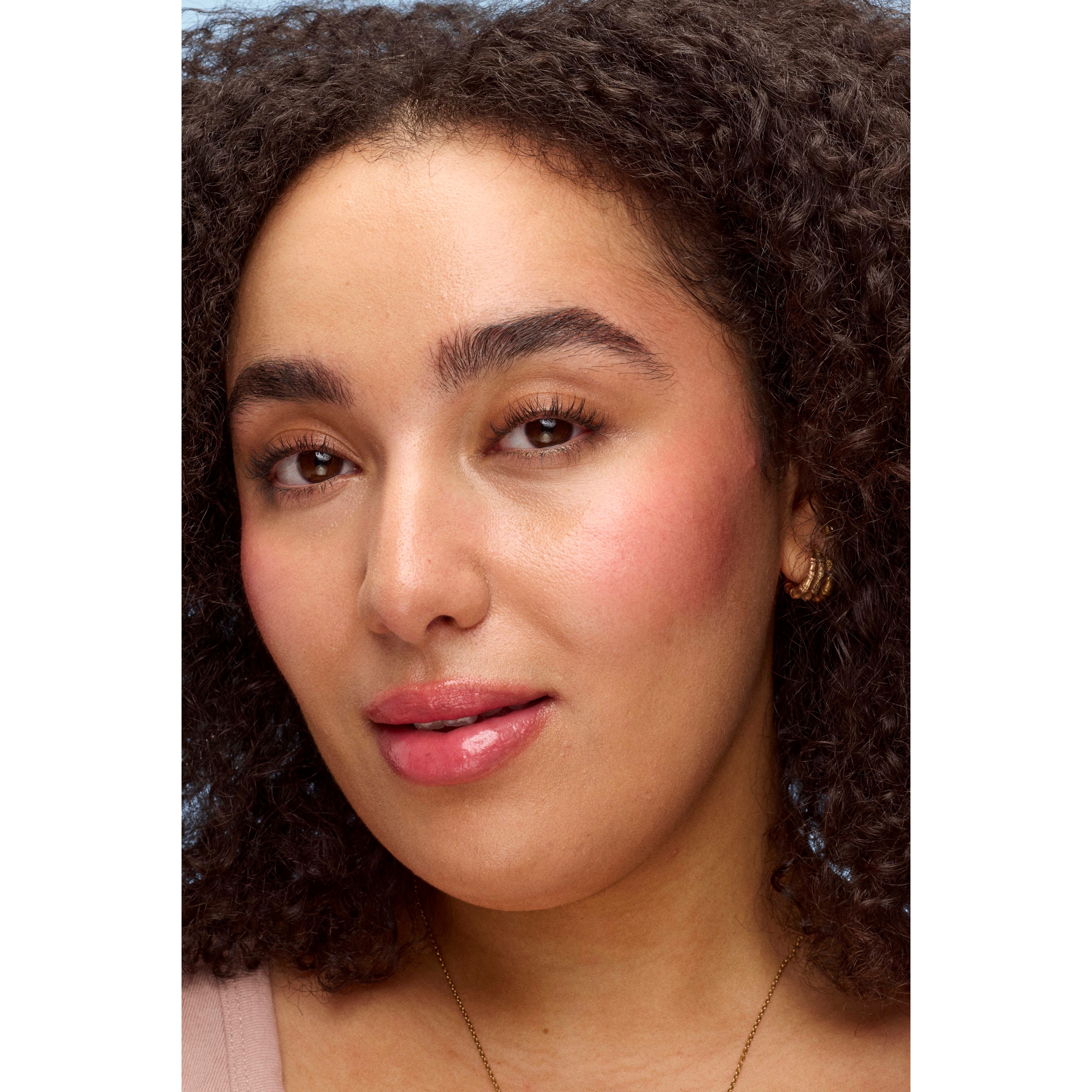 Lumene Invisible Illumination Liquid Blush Wild Flower (obrázok 5)