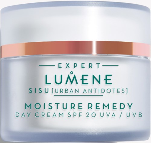En hudkräm i burk märkta Lumene Sisu Urban Antidotes Moisture Remedy med SPF 20. Silver och rosa design.