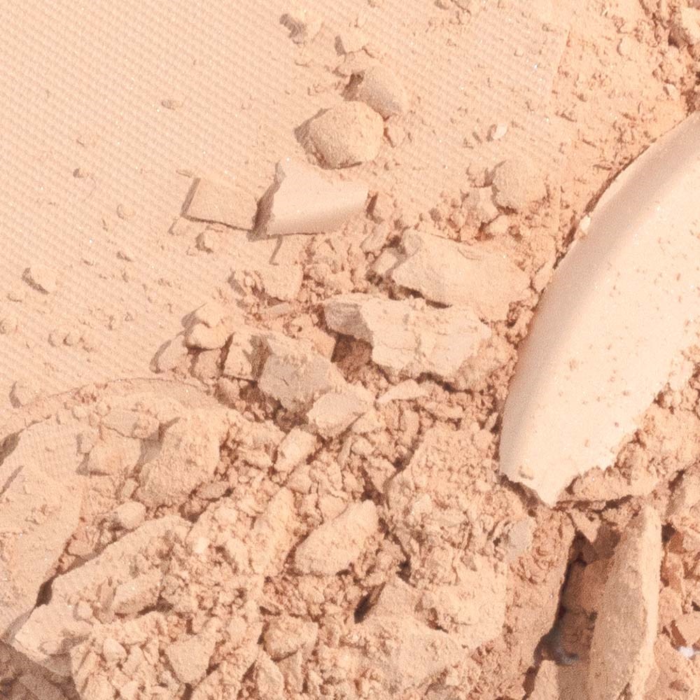 Alternativ bild 1 för Lumene Stay Luminous Matte Powder 2