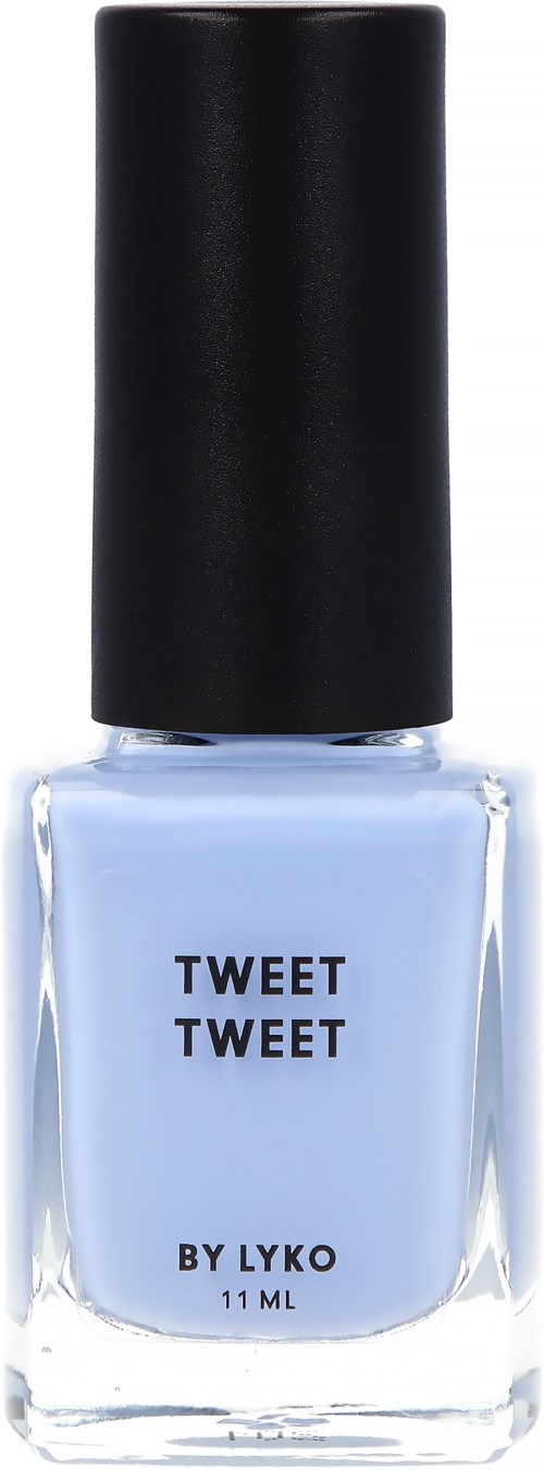 En ljusblå nagellackflaska med svart lock, märkt 'TWEET TWEET BY LYKO 11 ML.'