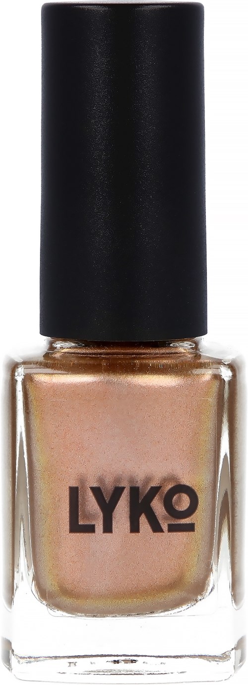 En flaska nagellack i beige färg med svart lock och märket LYKO på framsidan.