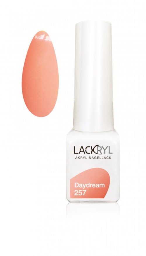 En nagellackflaska märkt 'Daydream 257' med en persikofärgad test bredvid.