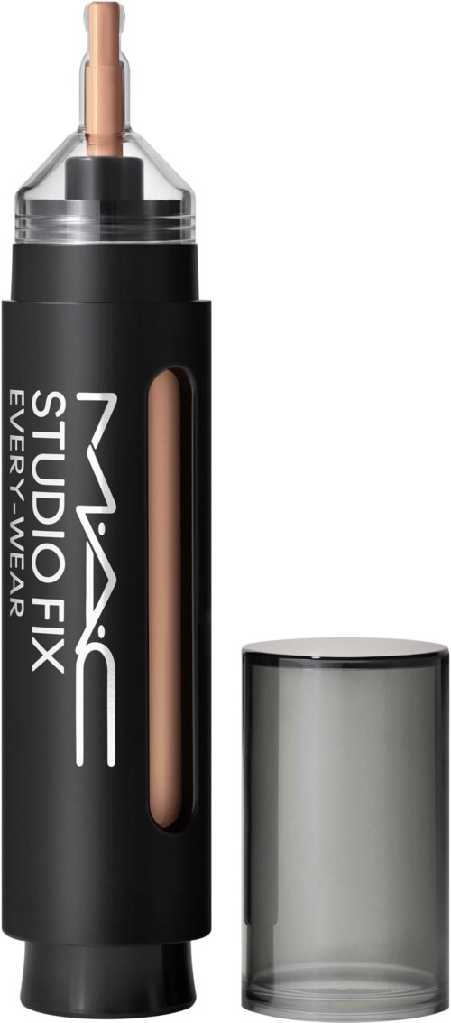 MAC Studio Fix Concealer in Schwarz und Silber mit Deckel.