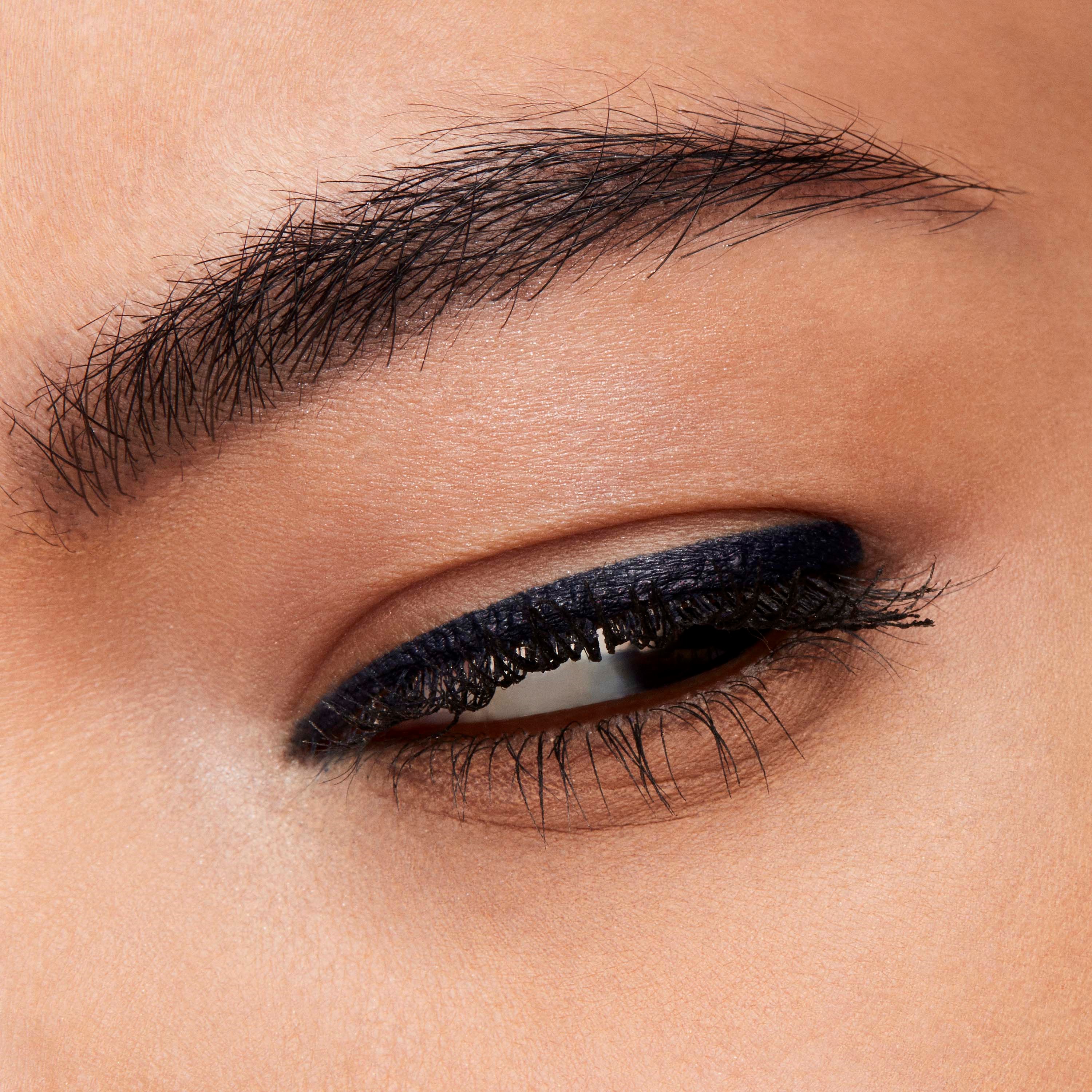 MAC Cosmetics Colour Excess Gel Pencil Eyeliner Stay The Night (obrázok 4)