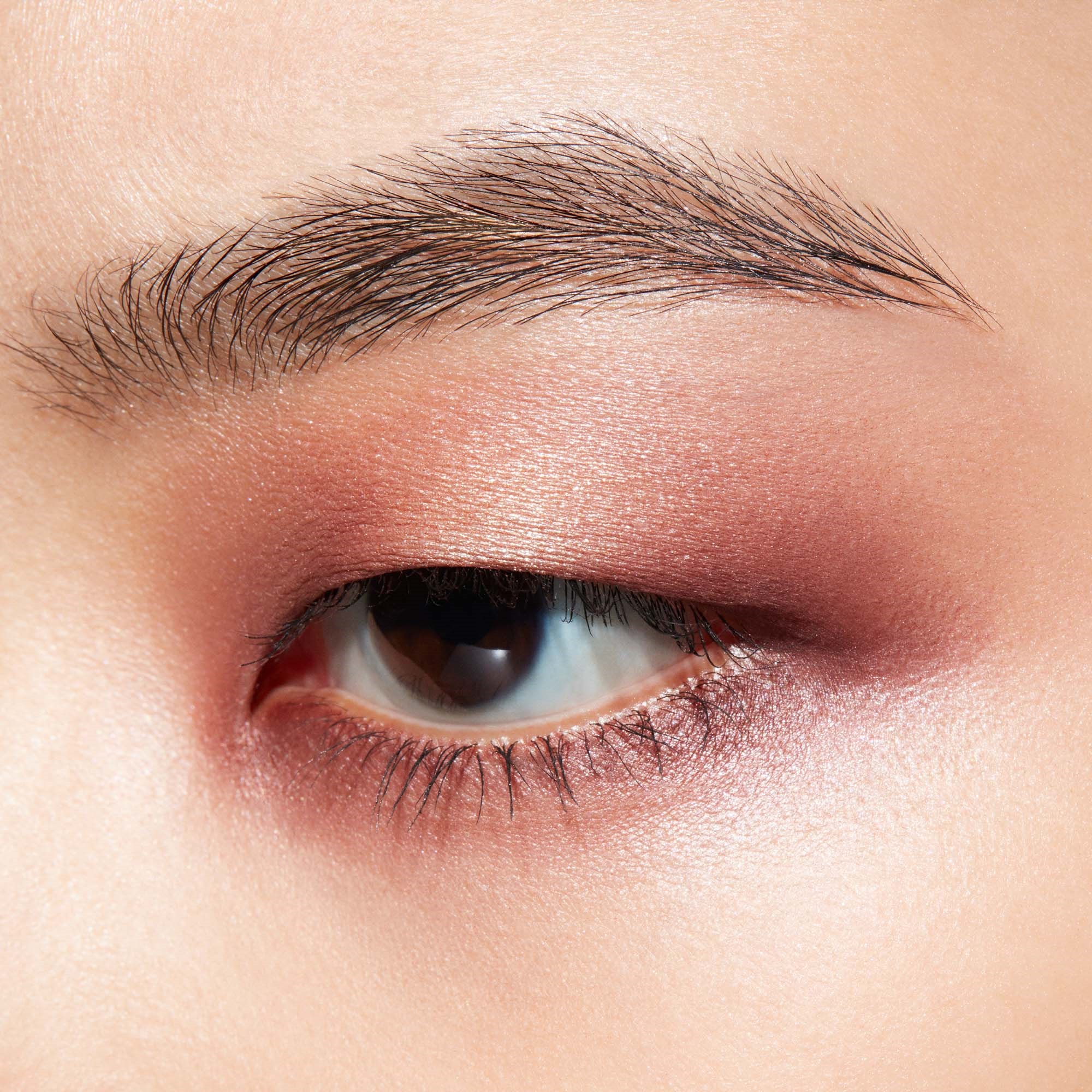 MAC Cosmetics Connect In Colour Eye Shadow Palette Embedded In Burgund (obrázok 3)