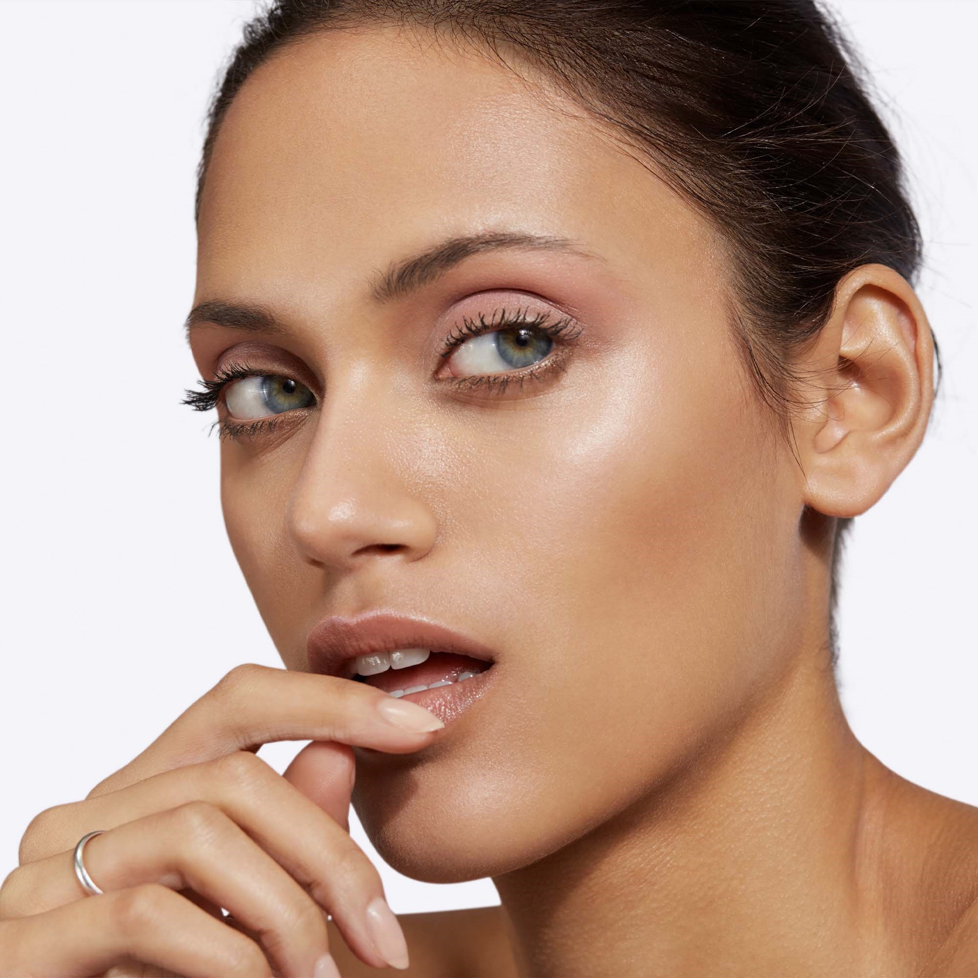 MAC Cosmetics Strobe Cream Liquid Highlighter Pinklite (obrázok 3)