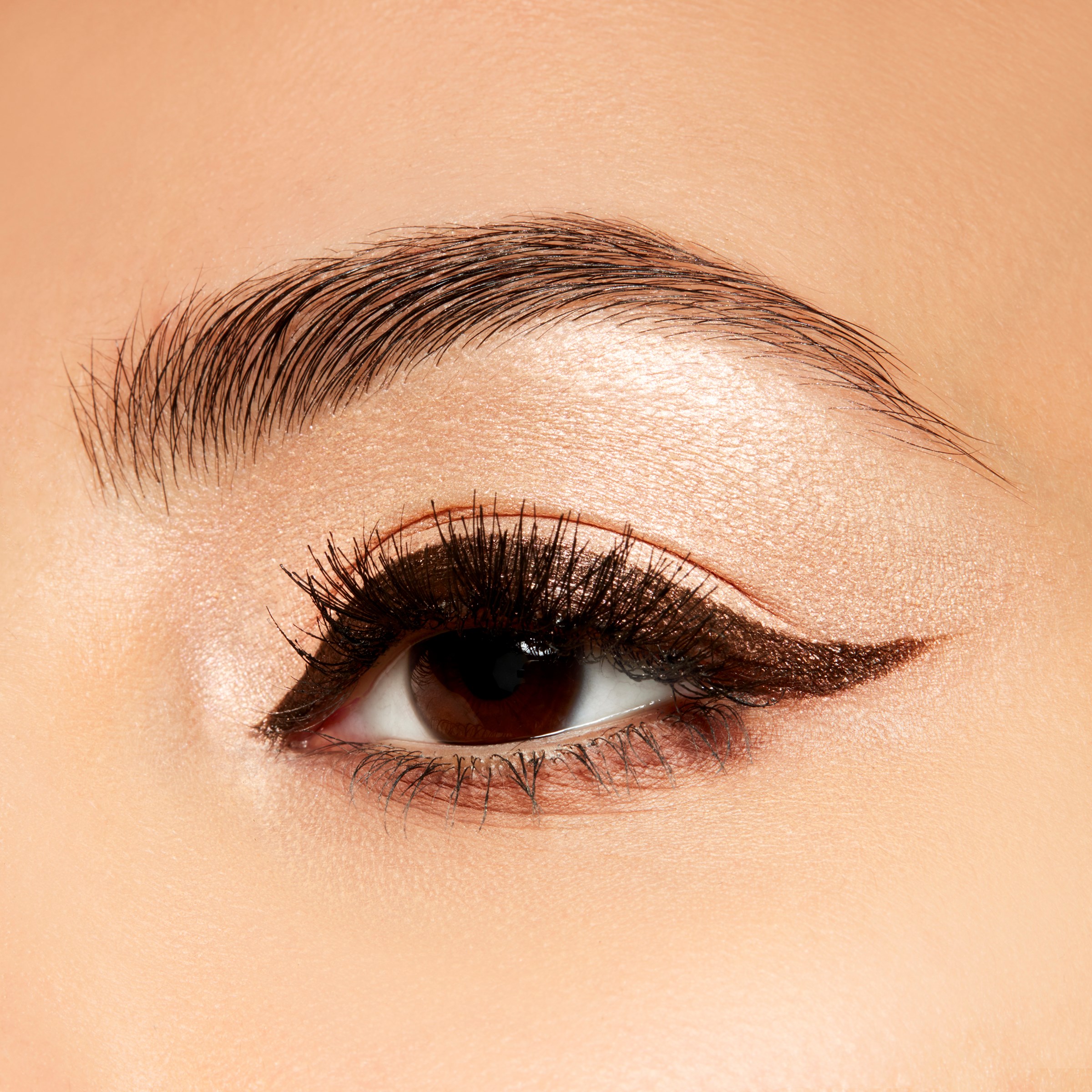 MAC Cosmetics Extra Dimension Single Eyeshadow A Natural Flirt (obrázok 2)