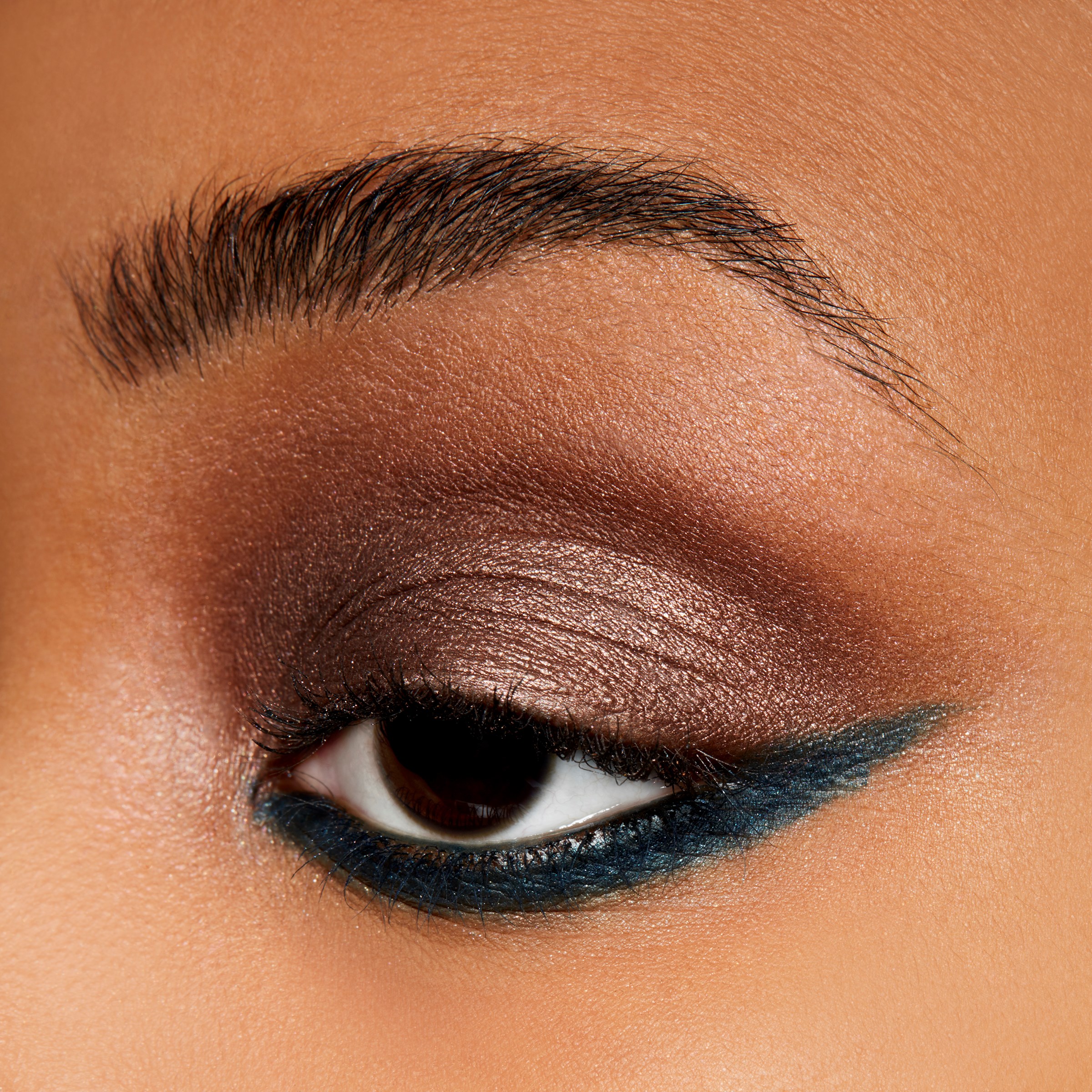 MAC Cosmetics Extra Dimension Single Eyeshadow Havana (obrázok 3)