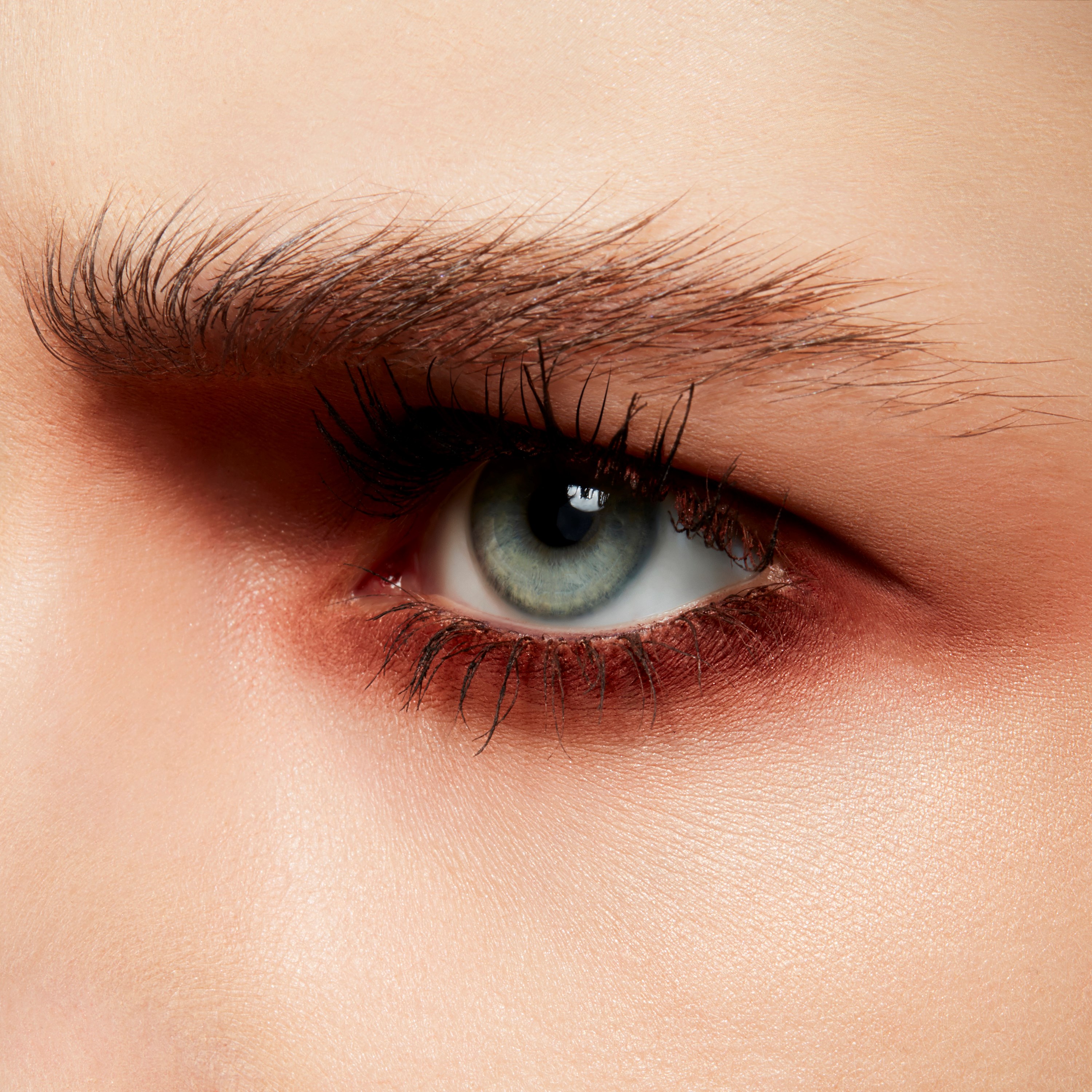 MAC Cosmetics Powder Kiss Powder Kiss Single Eyeshadow Devoted To Chil (obrázok 3)