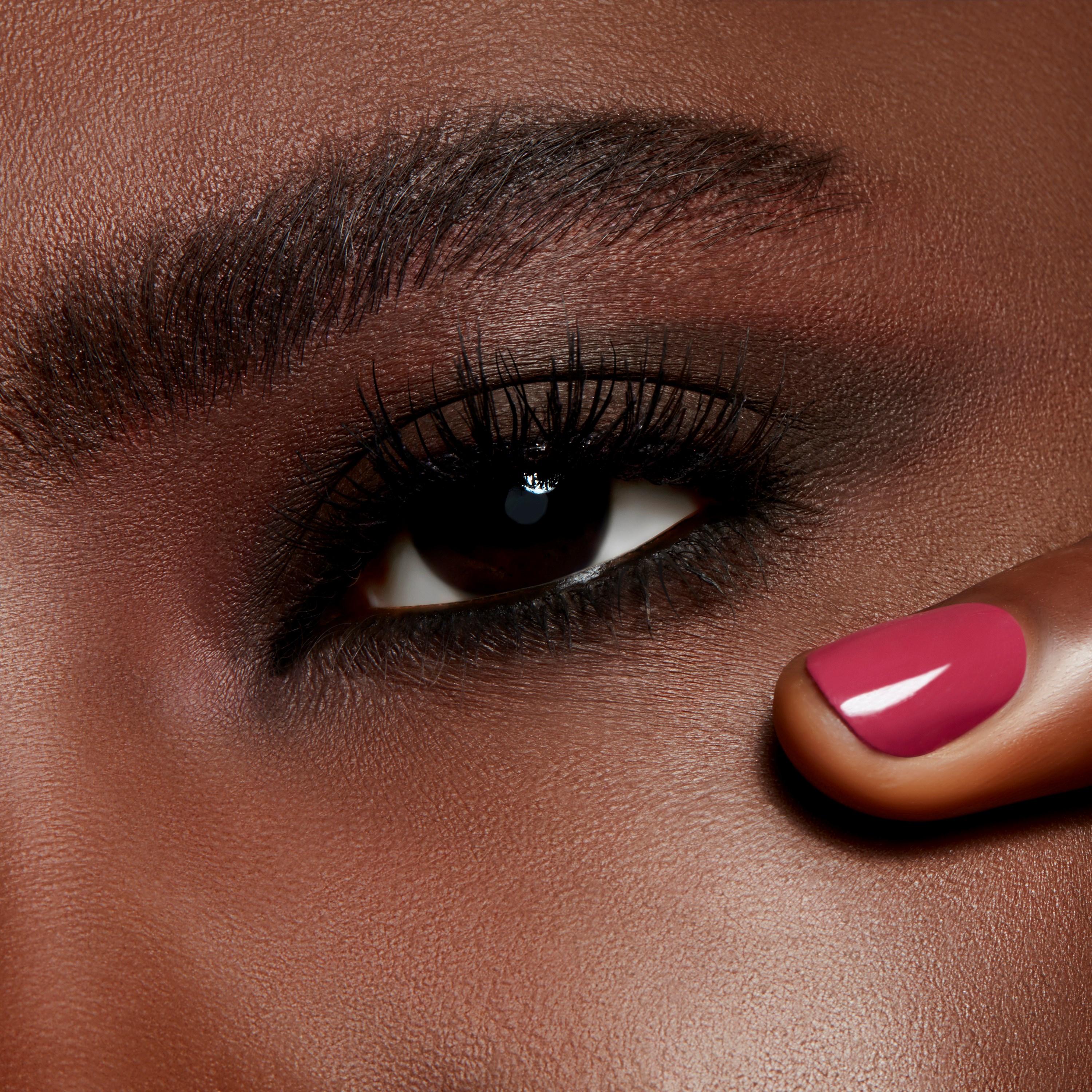 MAC Cosmetics Powder Kiss Powder Kiss Single Eyeshadow Give A Glam (obrázok 5)