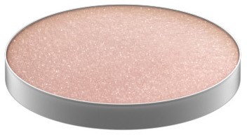 Een ronde, roze make-up compact met een glanzend oppervlak.