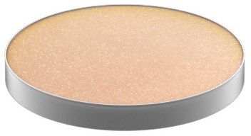 Ein runder, flacher Make-up-Puder oder Lidschatten in beiger Farbe.