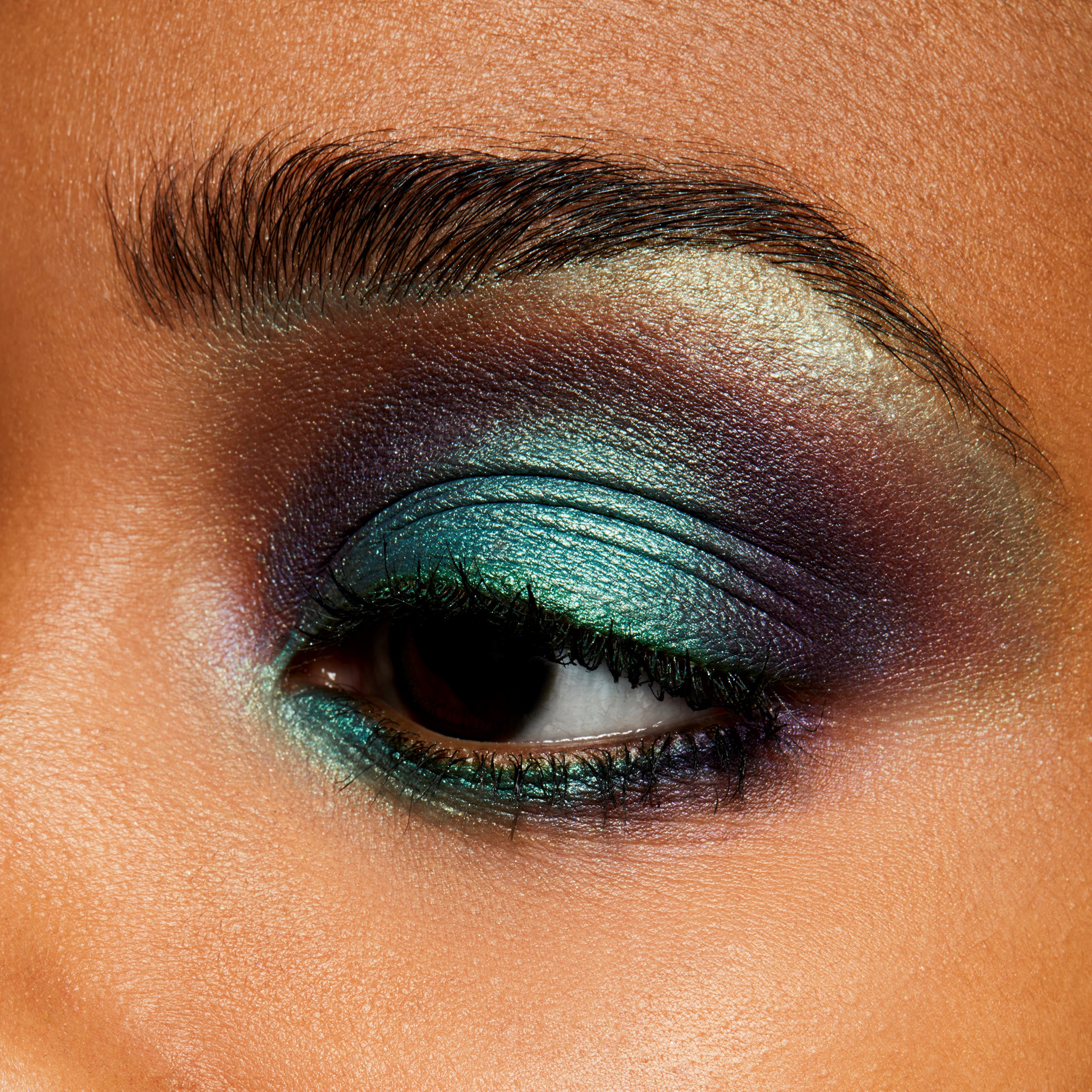 MAC Cosmetics Frost Single Eyeshadow Steamy (obrázok 3)
