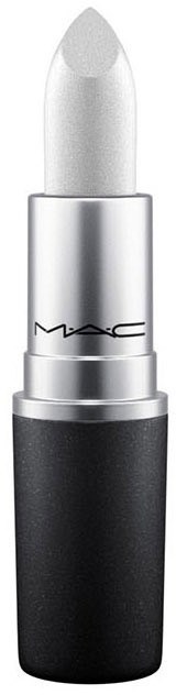 Een witte lippenstift in een zilveren en zwarte huls, met MAC-logo. De lippenstift is licht spitse bovenaan.