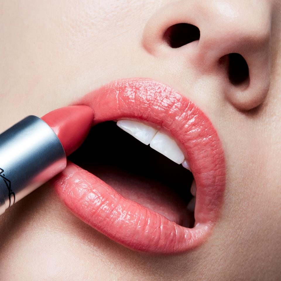 MAC Cosmetics Lustre Lipstick See Sheer 