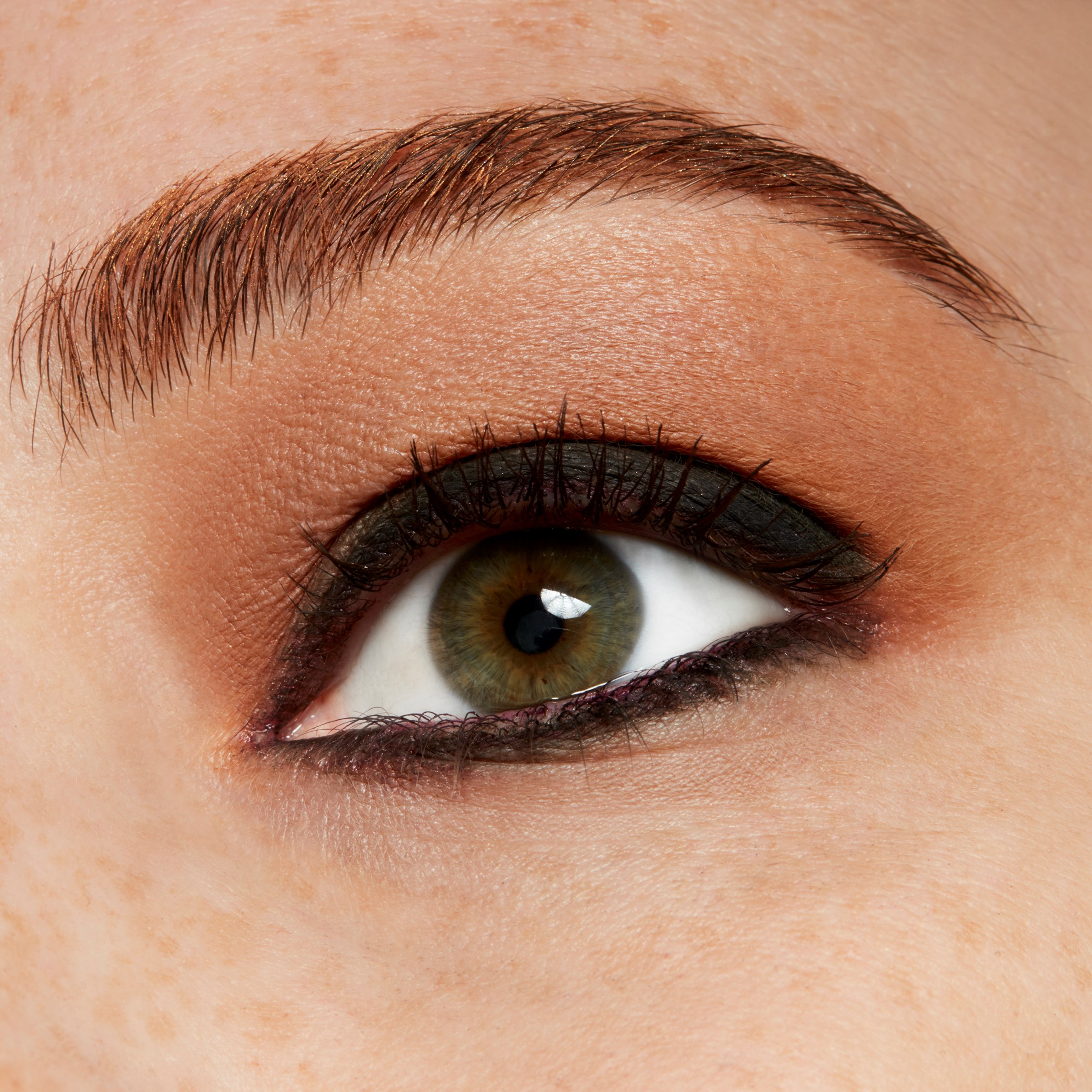 MAC Cosmetics Matte Eye Shadow Wedge (obrázok 4)