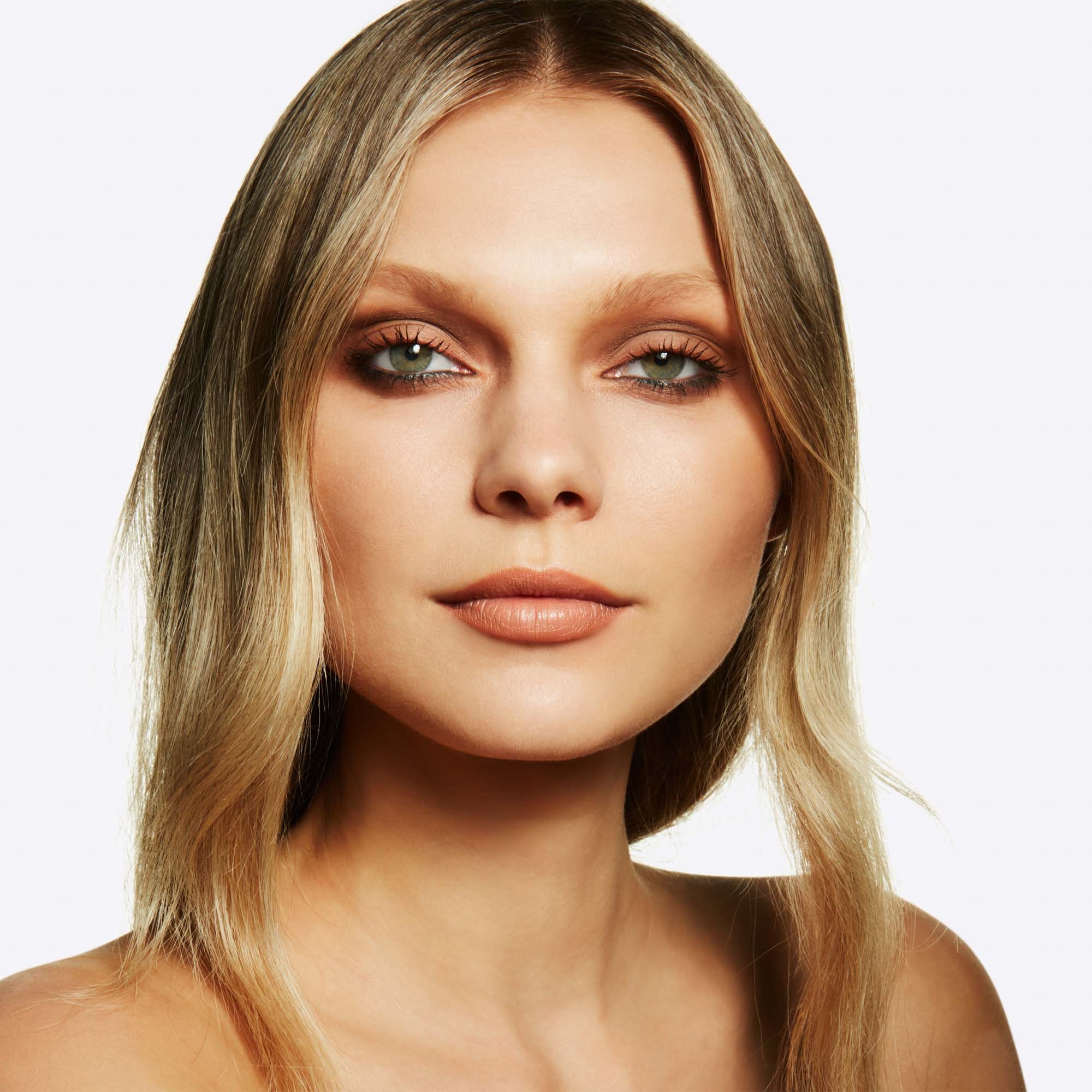MAC Cosmetics Mineralize Skinfinish / Natural Powder Natural Light (obrázok 4)
