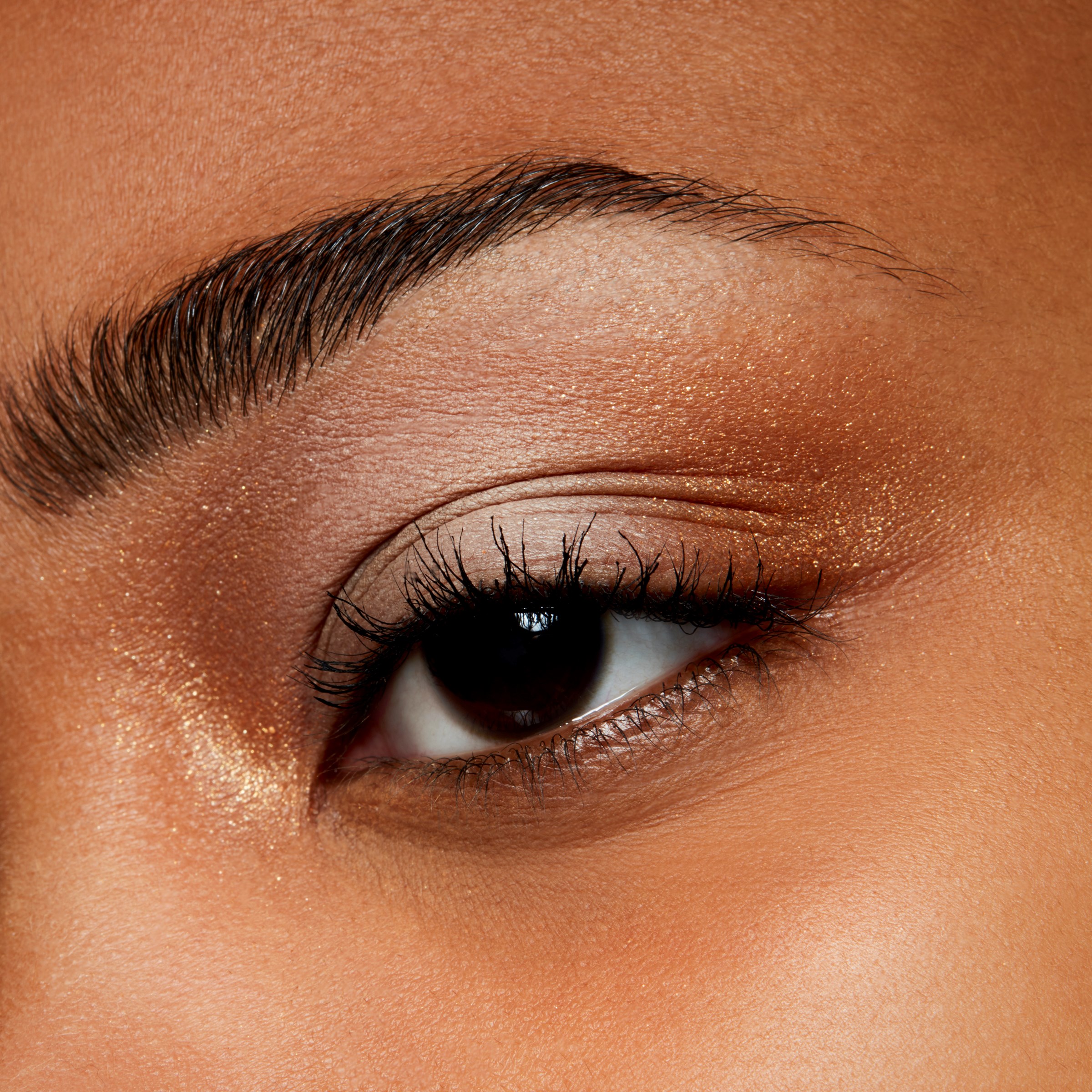 MAC Cosmetics Satin Single Eyeshadow Orb (obrázok 3)