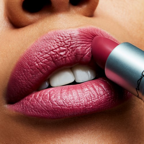 MAC Cosmetics Satin Lipstick Captive
