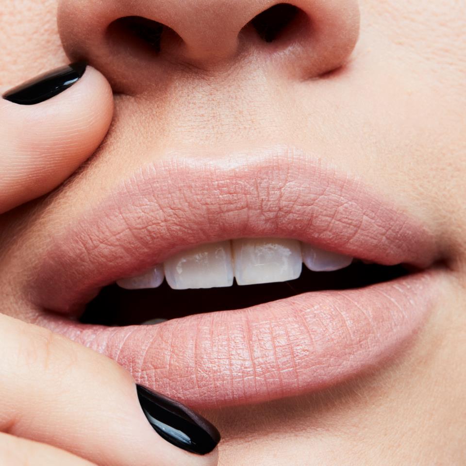 MAC Cosmetics Satin Lipstick Fleshpot 