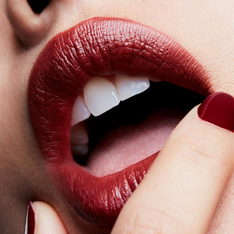MAC Cosmetics Satin Lipstick Paramount 