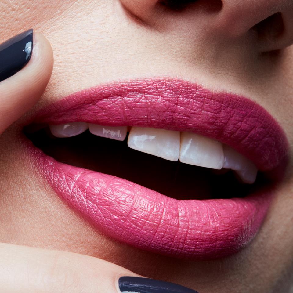 MAC Cosmetics Satin Lipstick Pink Nouveau 