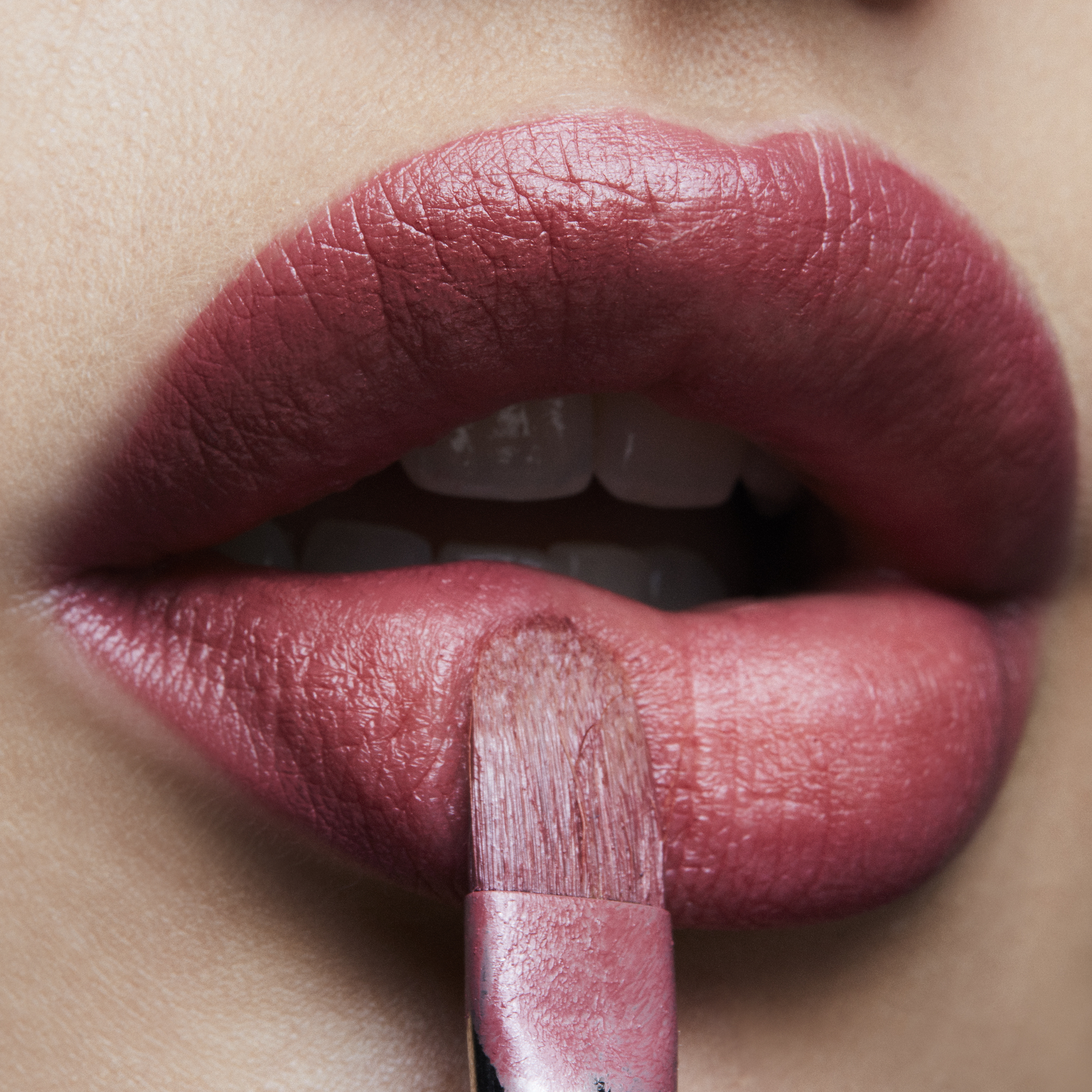 mac lipstick for fair skin