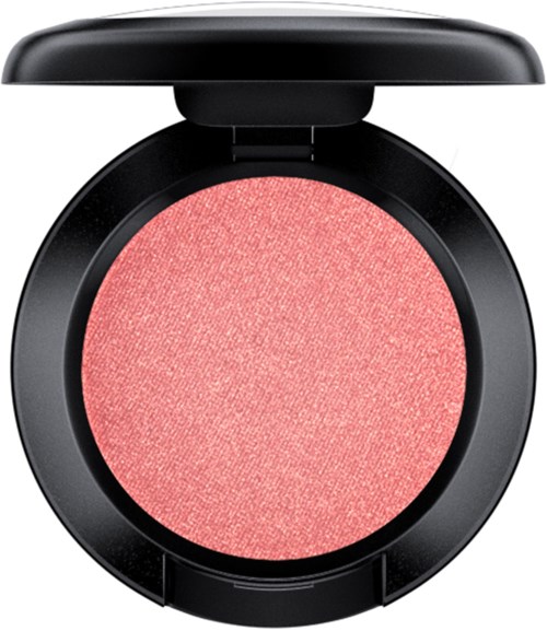 Runde, rosa Rouge in einer schwarzen Kompaktbox mit Deckel. Die Rouge hat eine schimmernde, strukturierte Oberfläche.