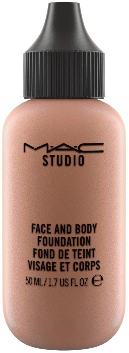 Mała butelka podkładu MAC Studio Face and Body w jasnym odcieniu skóry.