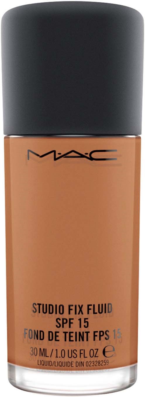 En flaske MAC flydende foundation med SPF 15, brun farve og sort låg.